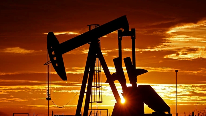 Нефть подскочила выше 56 долларов за баррель