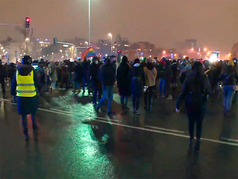 В Польше запретили проведение абортов, несмотря на протесты