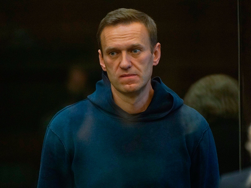 Amnesty Int. лишила Навального статуса "узника совести". В причастности к кампании по лишению подозревают RT