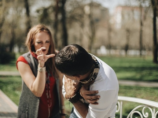 Эксперт предупредила о возможных ссорах в семье из-за проблем с гормонами