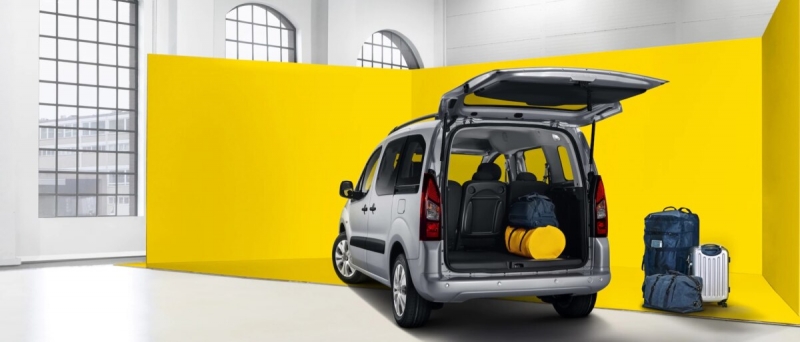 На российский рынок выходит новый Opel Combo Life 2021