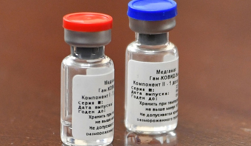 Каждый пятый россиянин согласен на прививку от COVID-19 ради поездки за границу
