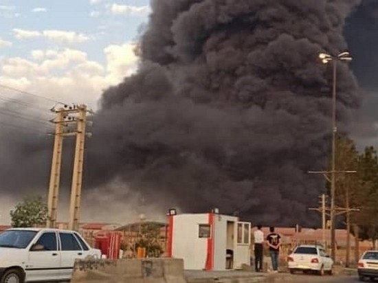 В Иране на химзаводе произошел взрыв
