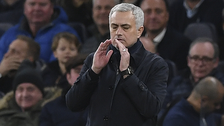 Конфликт исчерпан: Моуринью и Мхитарян помирились