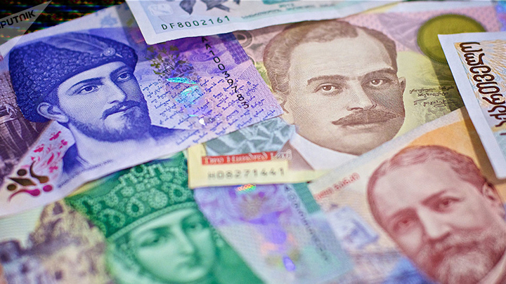 Обзор валют СНГ за май: грузинский лари взлетел соколом