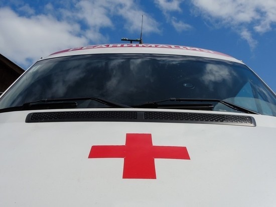 Ребенок выпал из окна восьмого этажа в Москве