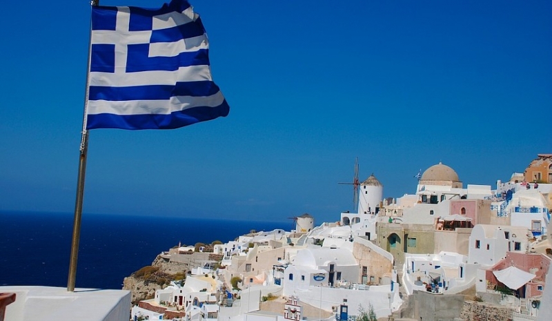 Тест на коронавирус станет обязательным для российских туристов в Греции