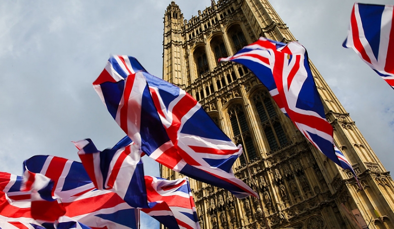 Власти Великобритании отменяют антиковидные меры в стране