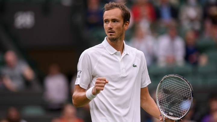 Даниил Медведев уверенно переиграл американца Макдональда на турнире в Цинциннати