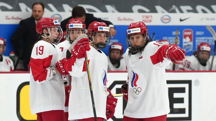 Российские хоккеистки сыграют с японками за пятое место чемпионата мира