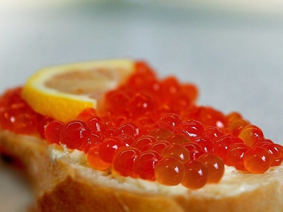 Глава Камчатки пообещал, что дефицита красной икры не будет