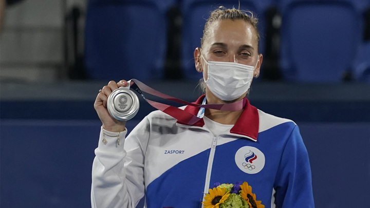 Грабители вернули Весниной олимпийские медали с извинениями