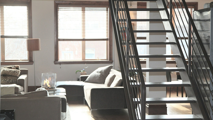 Новую квартиру по реновации в Москве разрешили оформлять у нотариуса онлайн