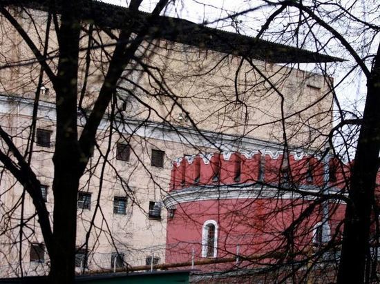 Содержащимся в СИЗО разрешили звонить малолетним детям