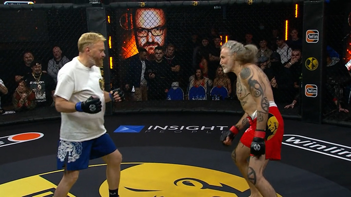 Джигурда провел боксерский бой с депутатом Милоновым