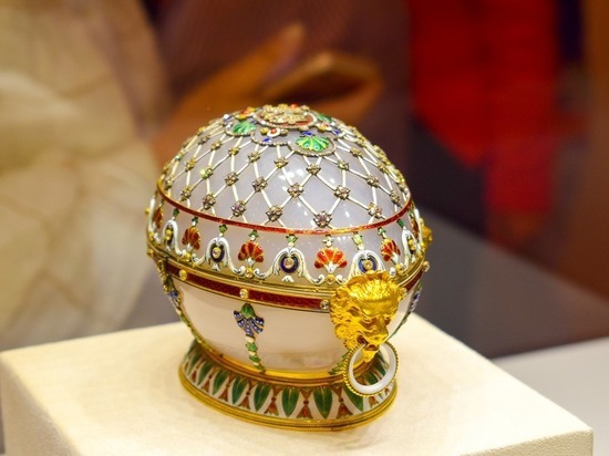 Три яйца Фаберже из Московского Кремля покажут в Лондоне