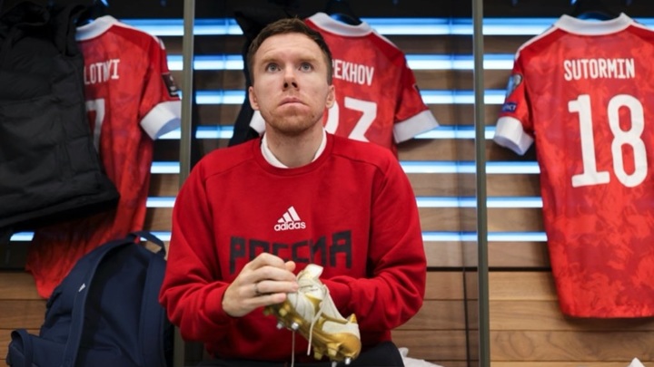 Защитник сборной России Терехов пропустит матч с хорватами