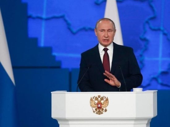 Путин назвал экстремизм угрозой единству России