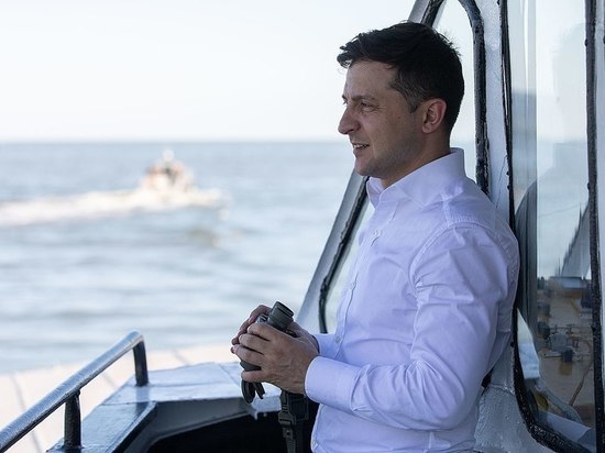 Зеленский заявил о готовности Киева к диалогу с Москвой в любом формате