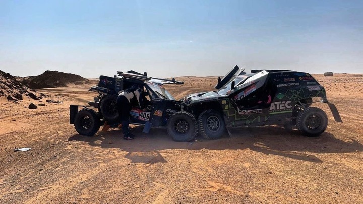 "Рвался металл". Карякин досрочно завершил выступления на "Дакаре"