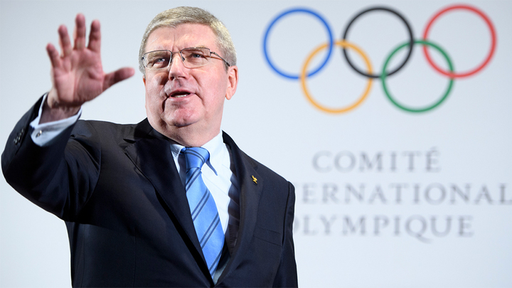 Глава МОК Бах: олимпийцы должны оставаться вне политики