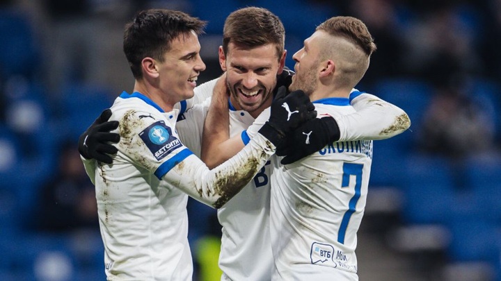 "Динамо" спаслось от поражения в концовке матча с "Ростовом"