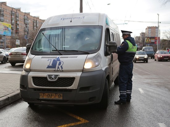 Около 284 000 водителей России лишили в 2021 году прав за пьяную езду