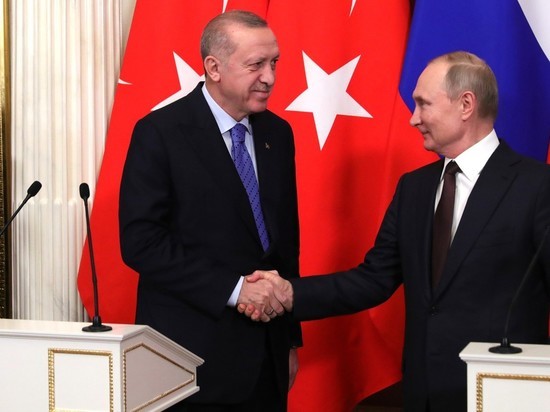 Песков подтвердил разговор Путина и Эрдогана об Украине