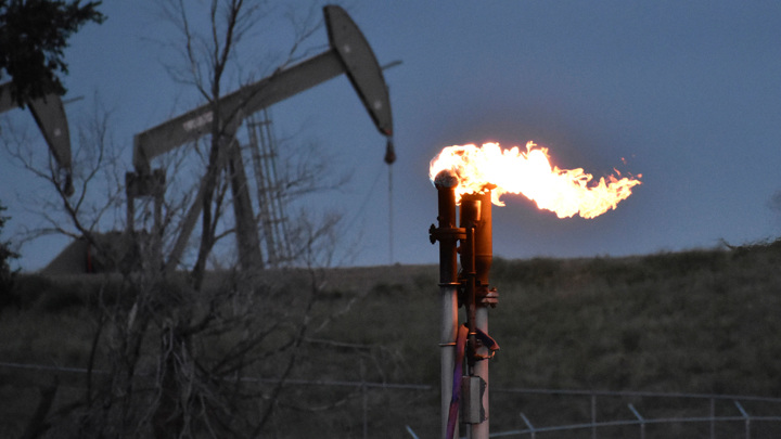 ОПЕК+ сохранит плановый рост добычи нефти в июне