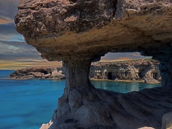 Туристы с 1 июня смогут посещать Кипр без ПЦР-тестов