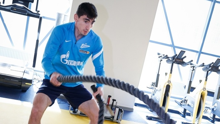 Бакаев провел первую тренировку в "Зените"