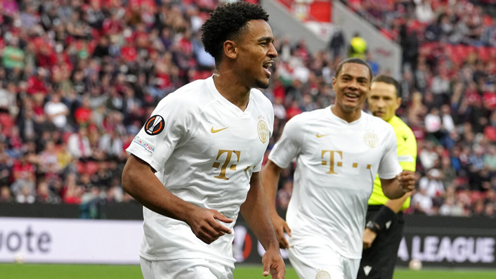 Черчесов вывел "Ференцварош" в третий раунд отбора Лиги чемпионов