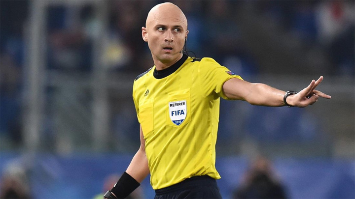Карасев будет судить матч "Зенит" &ndash; "Локомотив"