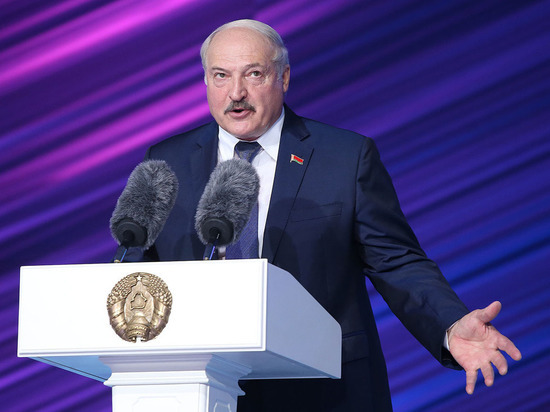 Лукашенко: Украина была потеряна, когда отказалась от славянской идентичности