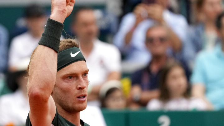 Рублев успешно стартовал на теннисном турнире в Гамбурге