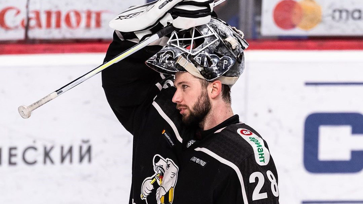 Вратаря сборной РФ по хоккею Ивана Федотова задержали за уклонение от армии