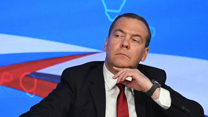 Газа "просто не будет": Медведев предостерег фон дер Ляйен