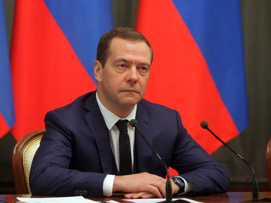 В Кремле прокомментировали слова Медведева о ядерном оружии
