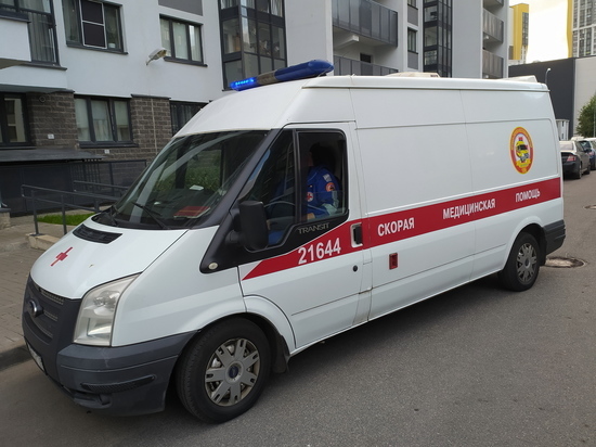 В московской многоэтажке лифт насмерть придавил человека