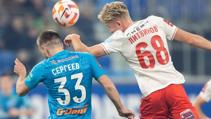 Матч "Зенита" и "Спартака" был прерван массовой дракой игроков