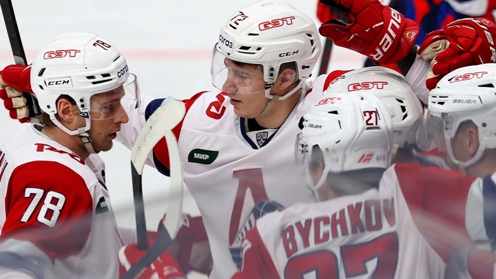 Хоккеисты "Локомотива" обыграли ЦСКА в Ярославле