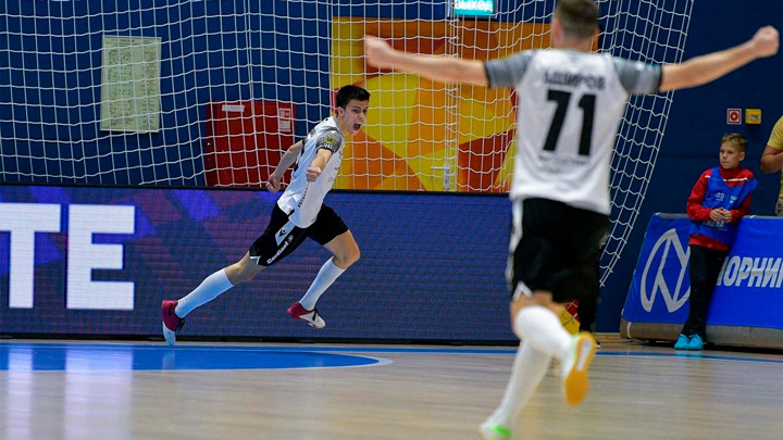 Мини-футбол. "Торпедо" лишило "Новую Генерацию" лидерства