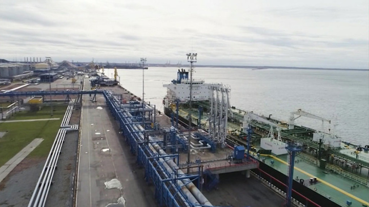 Россия снизит экспорт нефти через западные порты