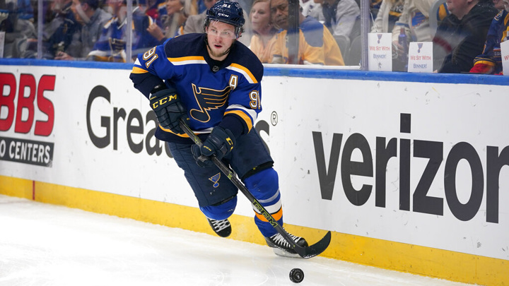 Нападающий "Сент-Луиса" Тарасенко вернется в строй раньше срока