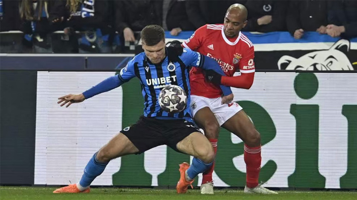 Лига чемпионов. "Бенфика" уверенно победила в Брюгге