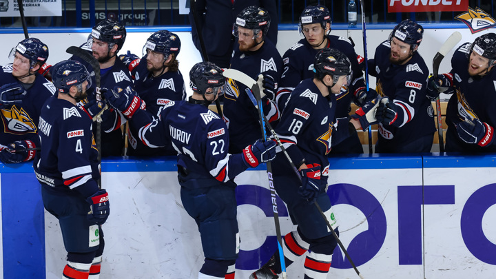 "Металлург" потерпел четвертое поражение кряду в КХЛ