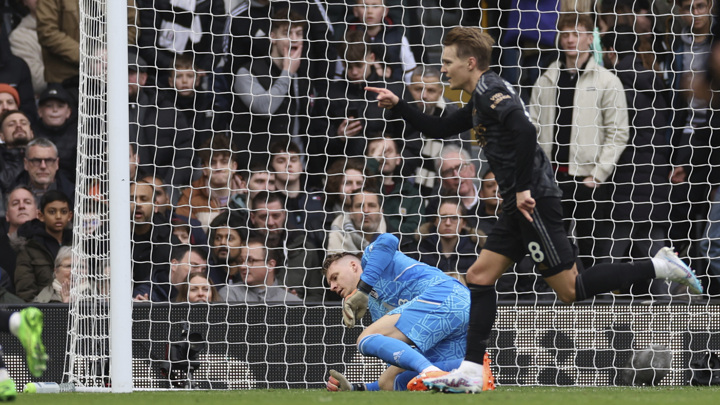 "Арсенал" разгромил "Фулхэм" в лондонском дерби АПЛ