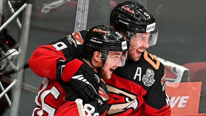 "Авангард" стартовал с победы в серии с "Металлургом"