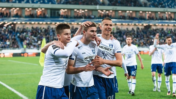 Футболисты "Балтики" досрочно вышли в премьер-лигу