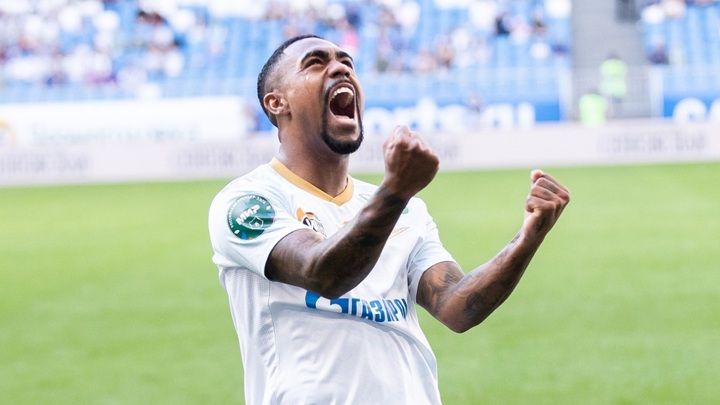 Малком дебютировал за сборную Бразилии